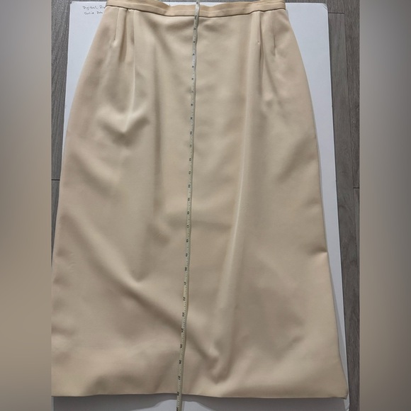 Vintage Chanel Cream Skirt - 12 - Picture 6 of 6
